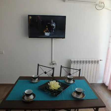 Apartament Ianis Appartement